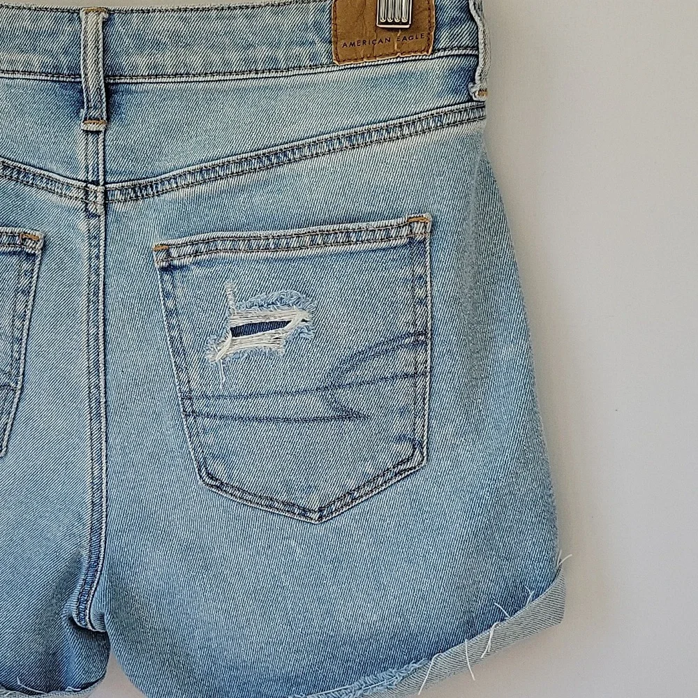 American Eagle Outfitters mom shorts